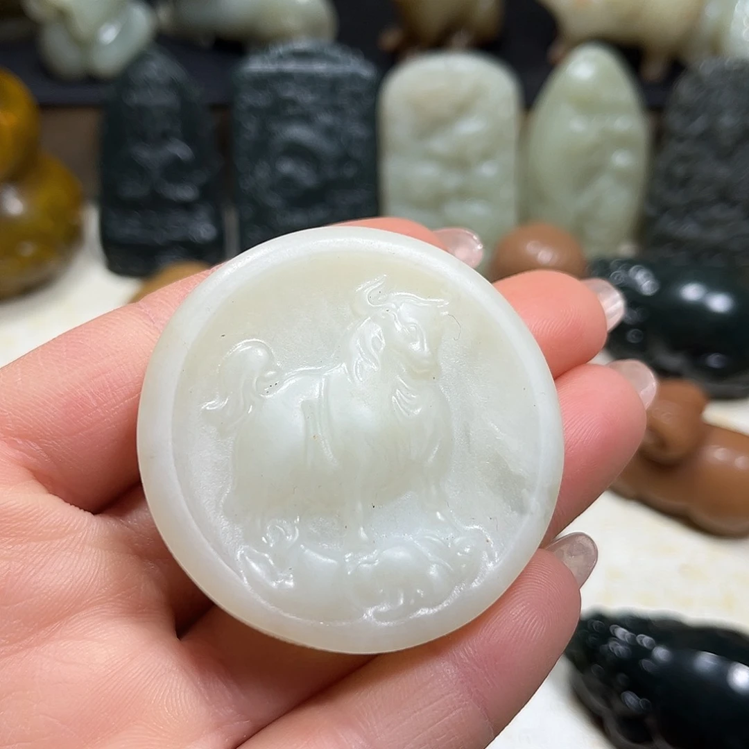 白玉菩提吊坠白玉菩提吊坠