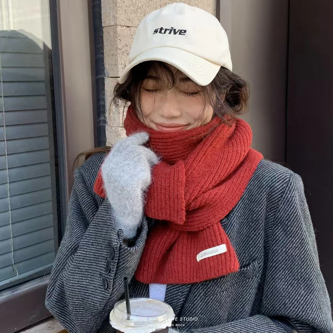 ins博主韩版小众简约百搭贴标围巾女秋冬季保暖学生纯色围脖情侣