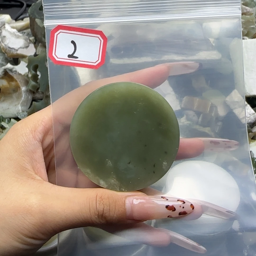 和田玉未镶嵌珠宝半成品