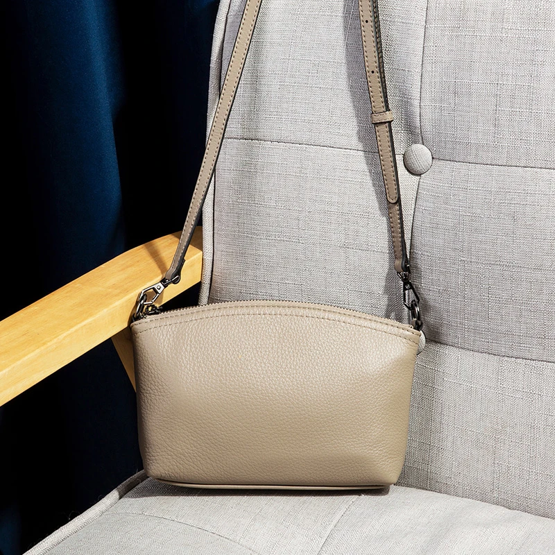 头层牛皮单肩斜挎小包包女百搭2025新款真皮休闲斜挎手机包零钱包