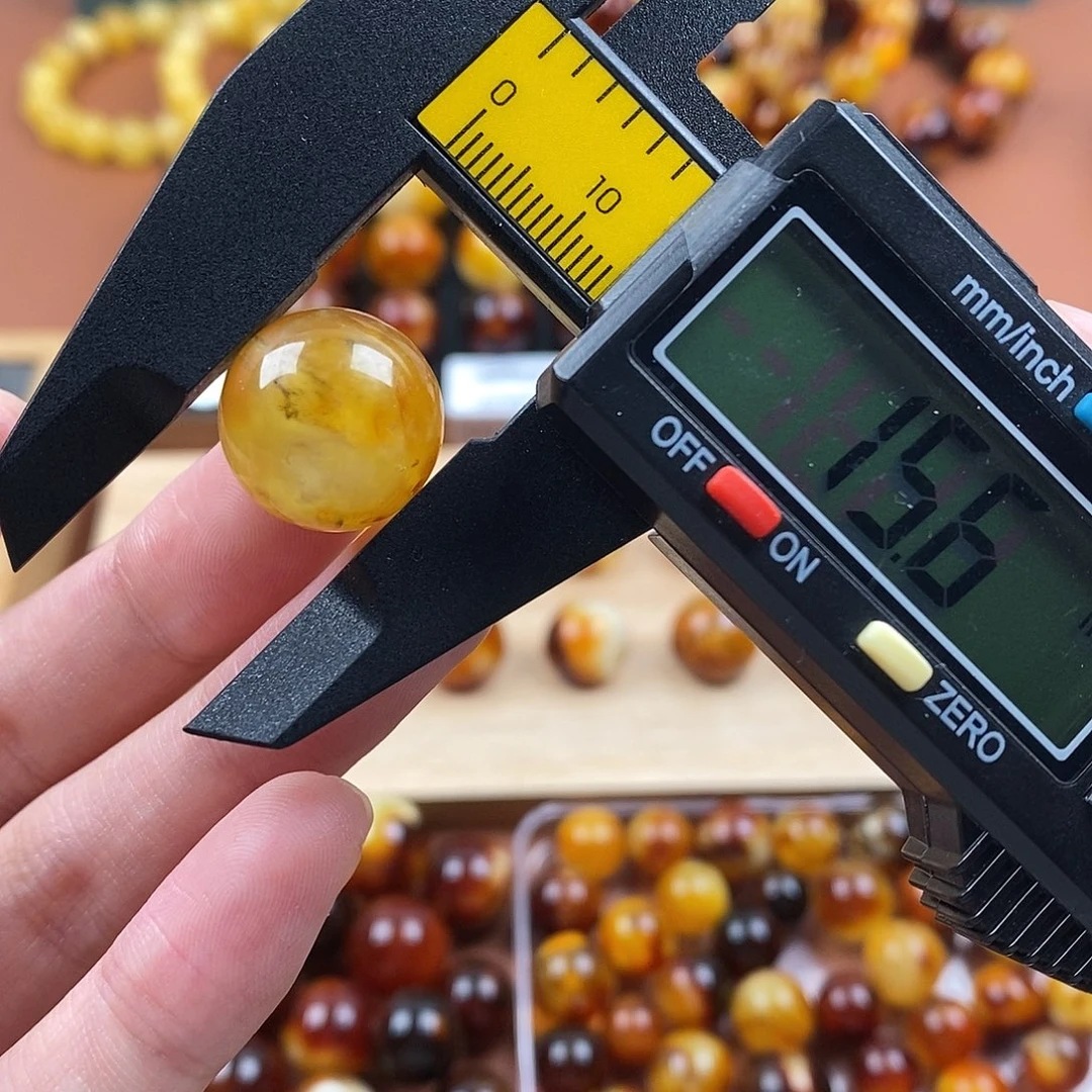 裸石琥珀未镶嵌蜜蜡775