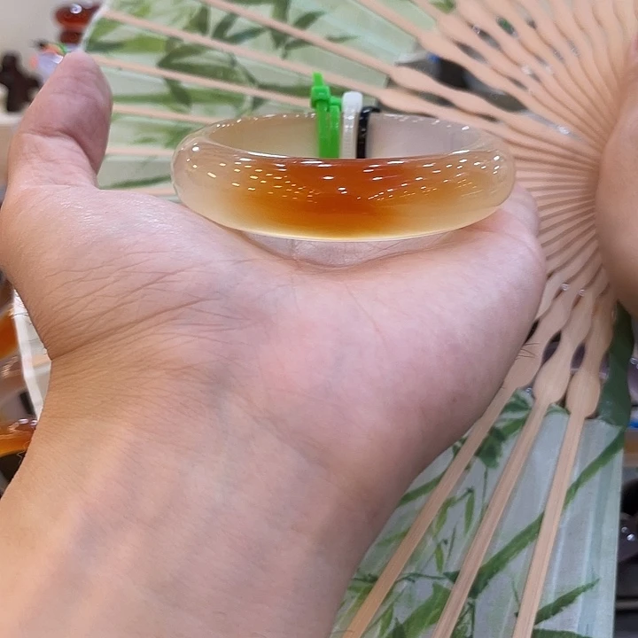 玛瑙/玉髓手镯未镶嵌悦*酱