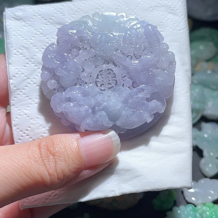 颈饰未镶嵌翡翠天