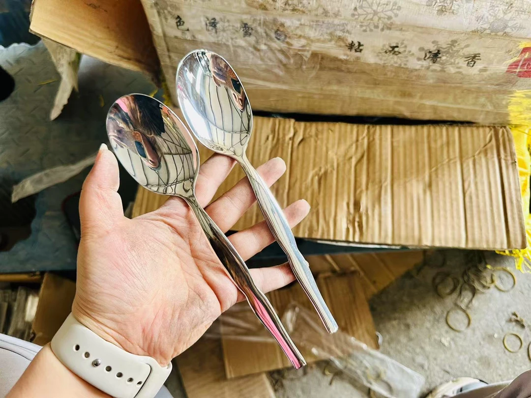4支装大头勺 不锈钢家用餐勺（净面）