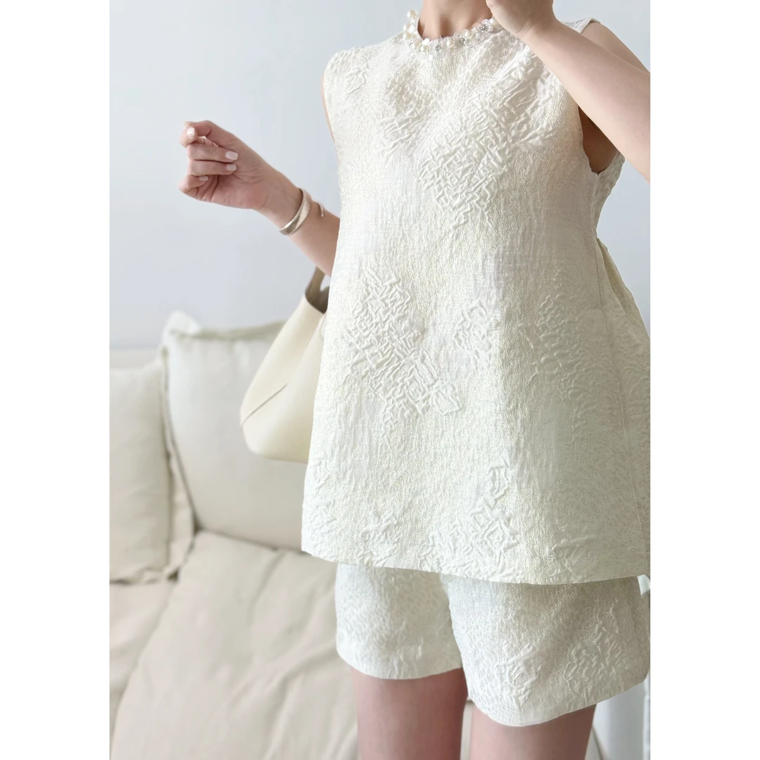 KIKI严选：2511-1-浠原家欧货南油夏季钉珠轻奢上衣短裤两件套装