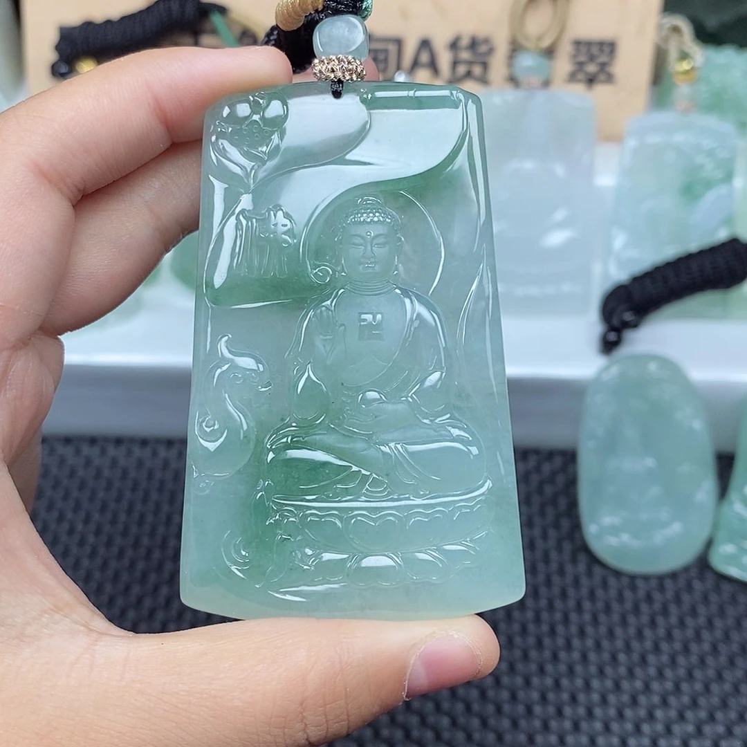 翡翠未镶嵌颈饰来**面翡翠