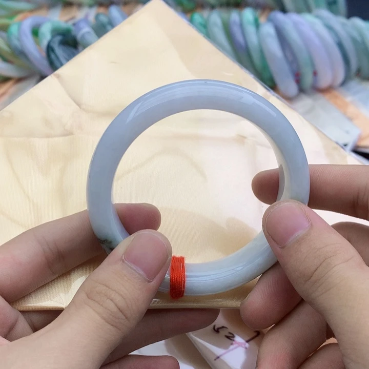 未镶嵌手镯翡翠翡翠手镯