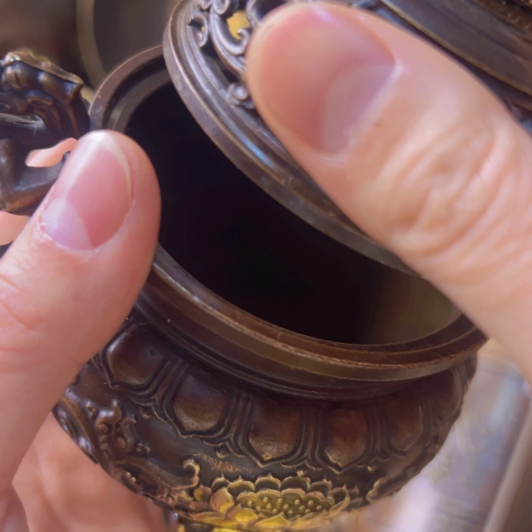 原矿风磨铜宣字熏香炉