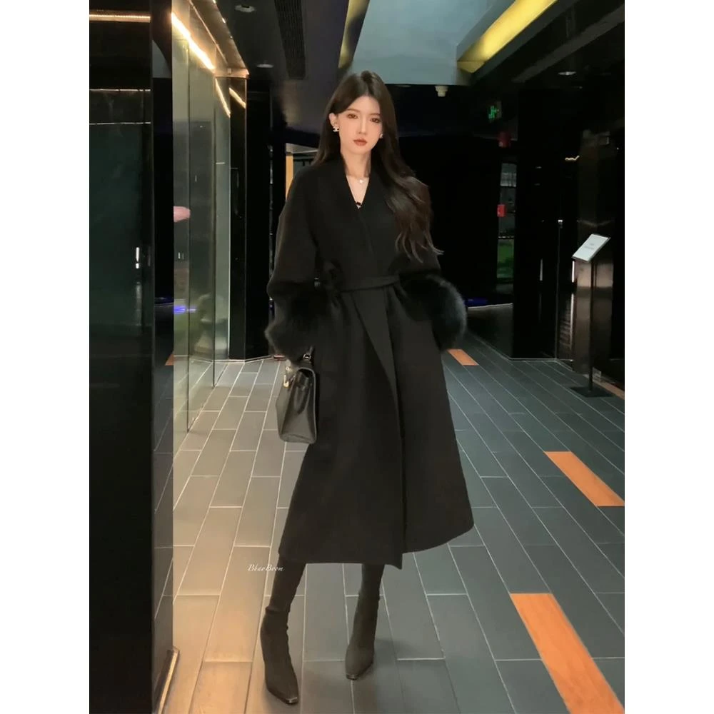 大码法式赫本风高级感黑色毛呢外套女秋冬名媛收腰中长款呢子大衣