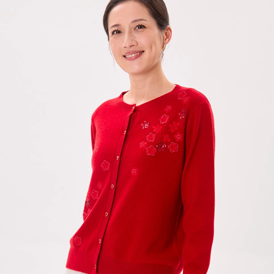 老美华冬季女士加大加小气质桃花图案优雅百搭休闲毛衫434210027