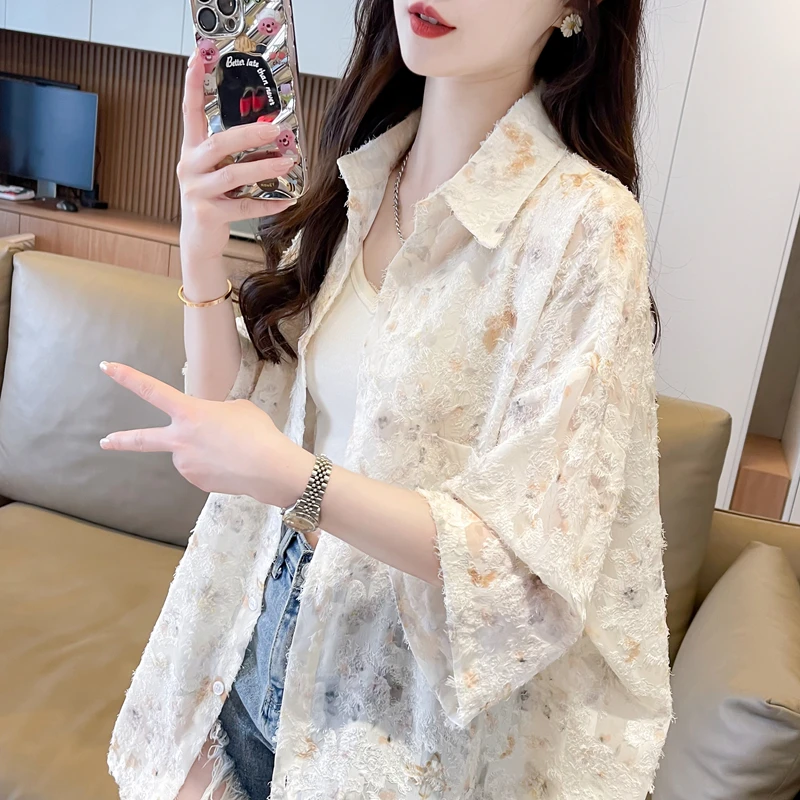 高级感超好看的防晒衬衫外套女夏季减龄洋气漂亮花色别致流苏上衣