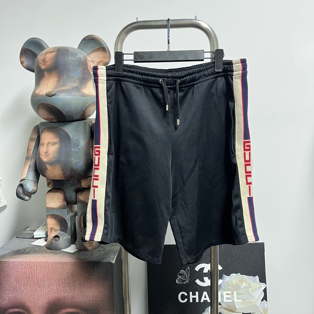 99新 GUCCI/古驰 侧边logo短裤 N1710 尺码：XL裤长55胸围44