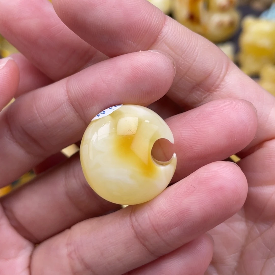 裸石琥珀未镶嵌蜜蜡