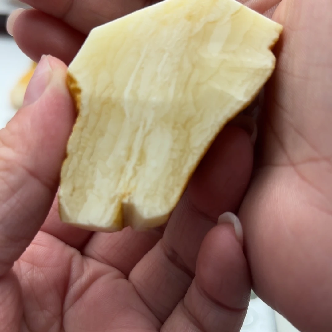 定制琥珀未镶嵌有***想