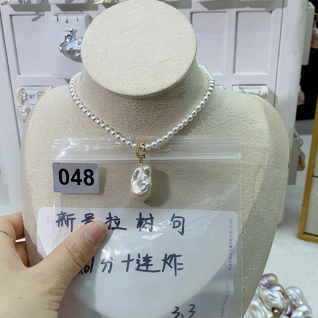 淡水珍珠颈饰合金