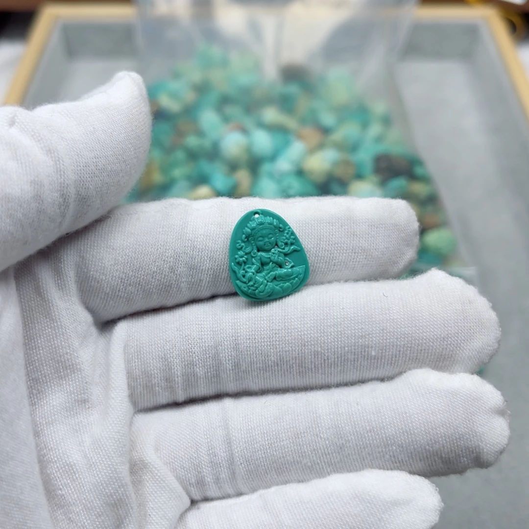 绿松石未镶嵌挂件