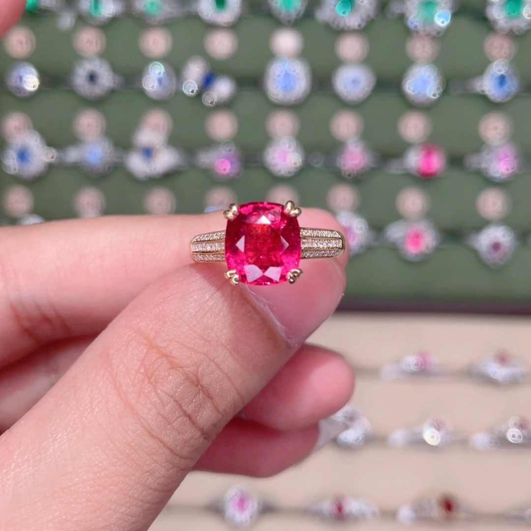 碧玺戒指18K金镶嵌3.6ct