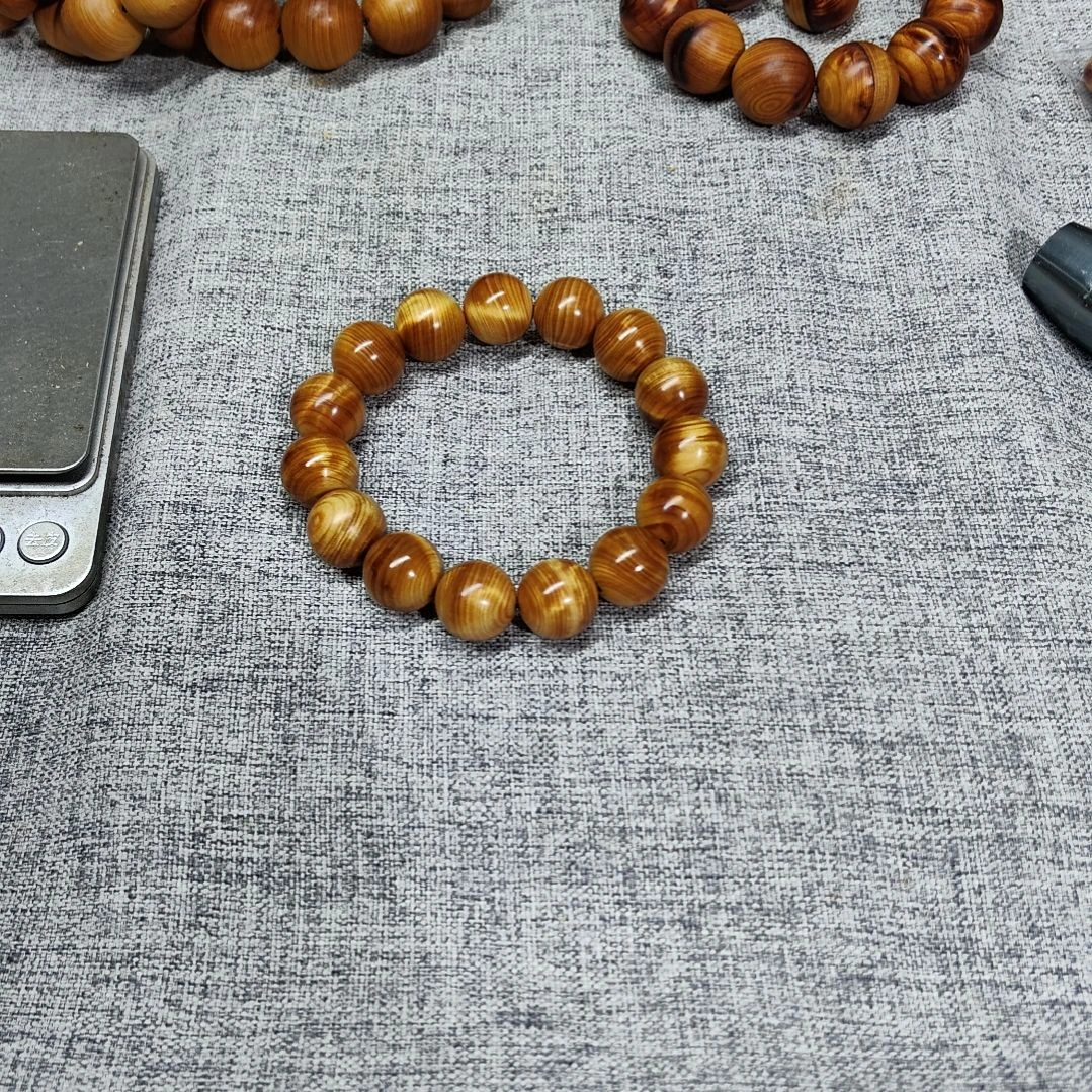 1.5龙胆闪电太行崖柏