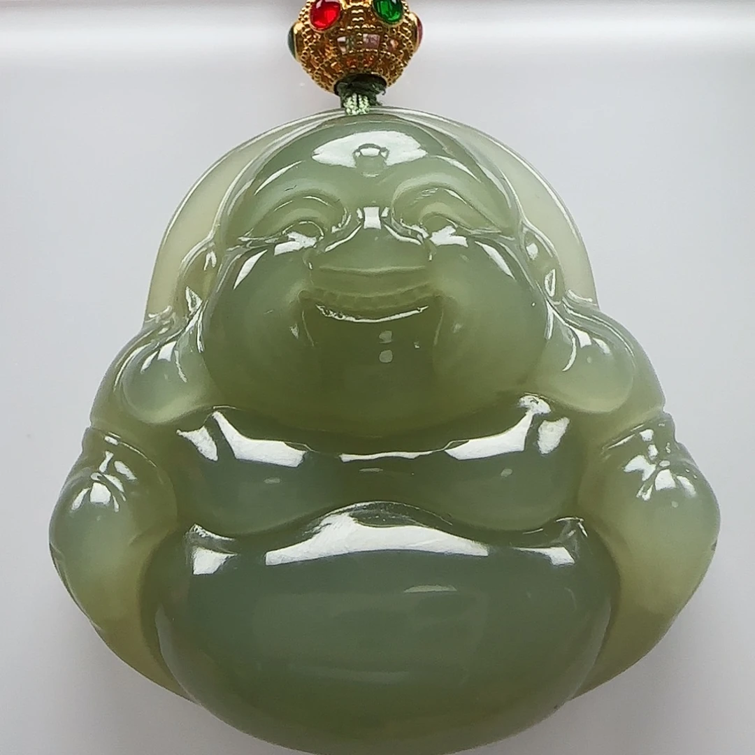 和田玉颈饰足金镶嵌朵*