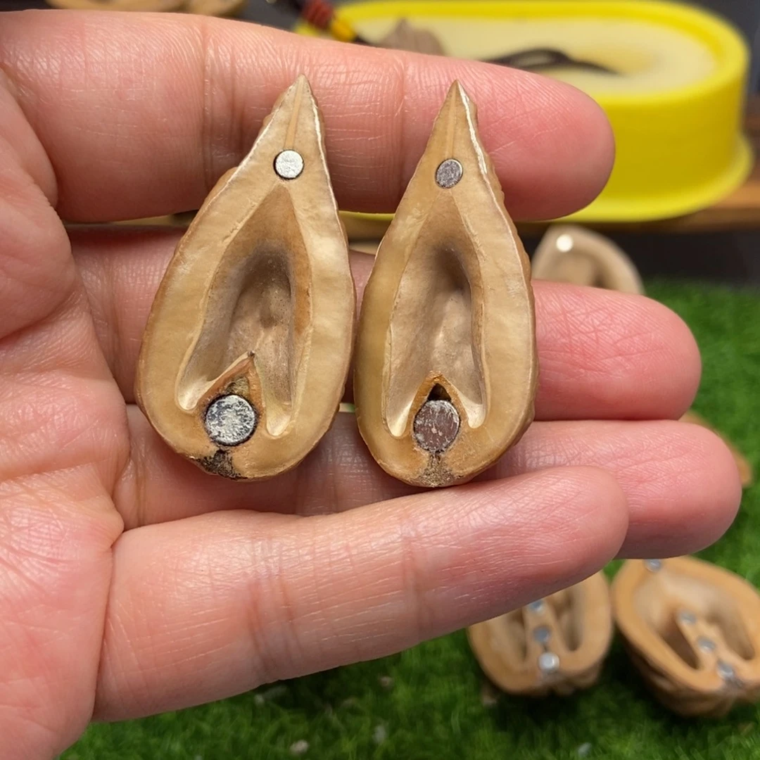 王***.文玩核桃吊坠磁吸