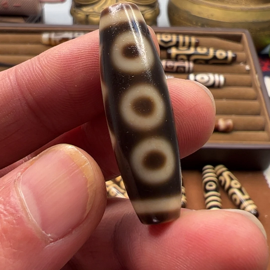 玛瑙/玉髓颈饰未镶嵌方*玉