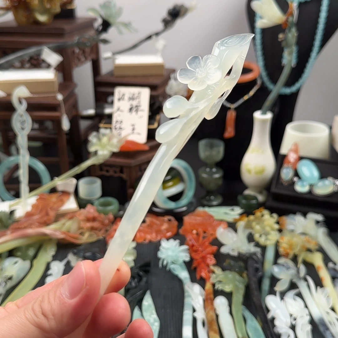 蛇纹石玉未镶嵌发饰