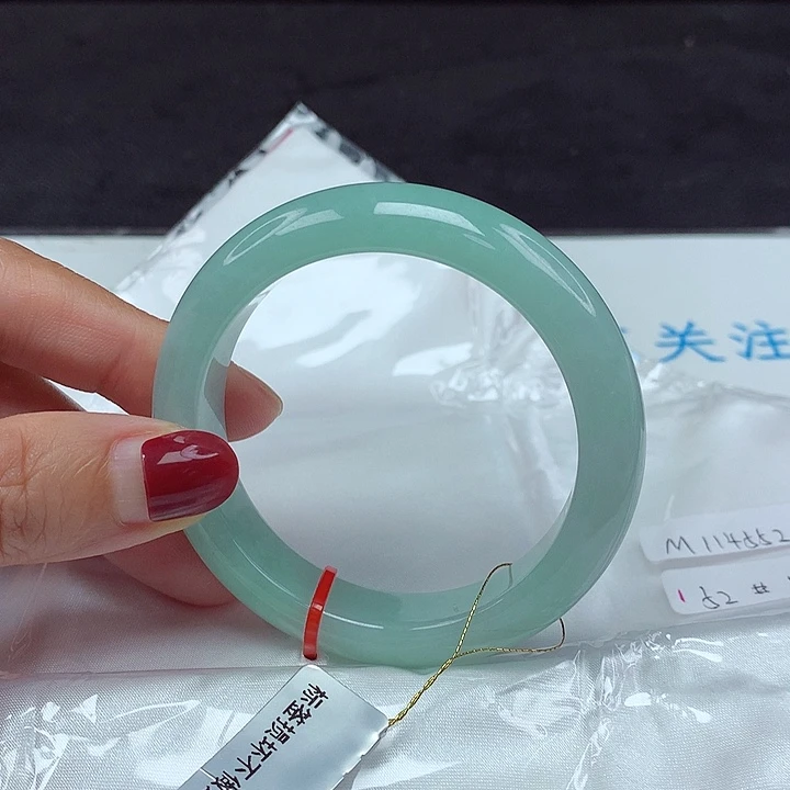 翡翠手镯未镶嵌52圈4552