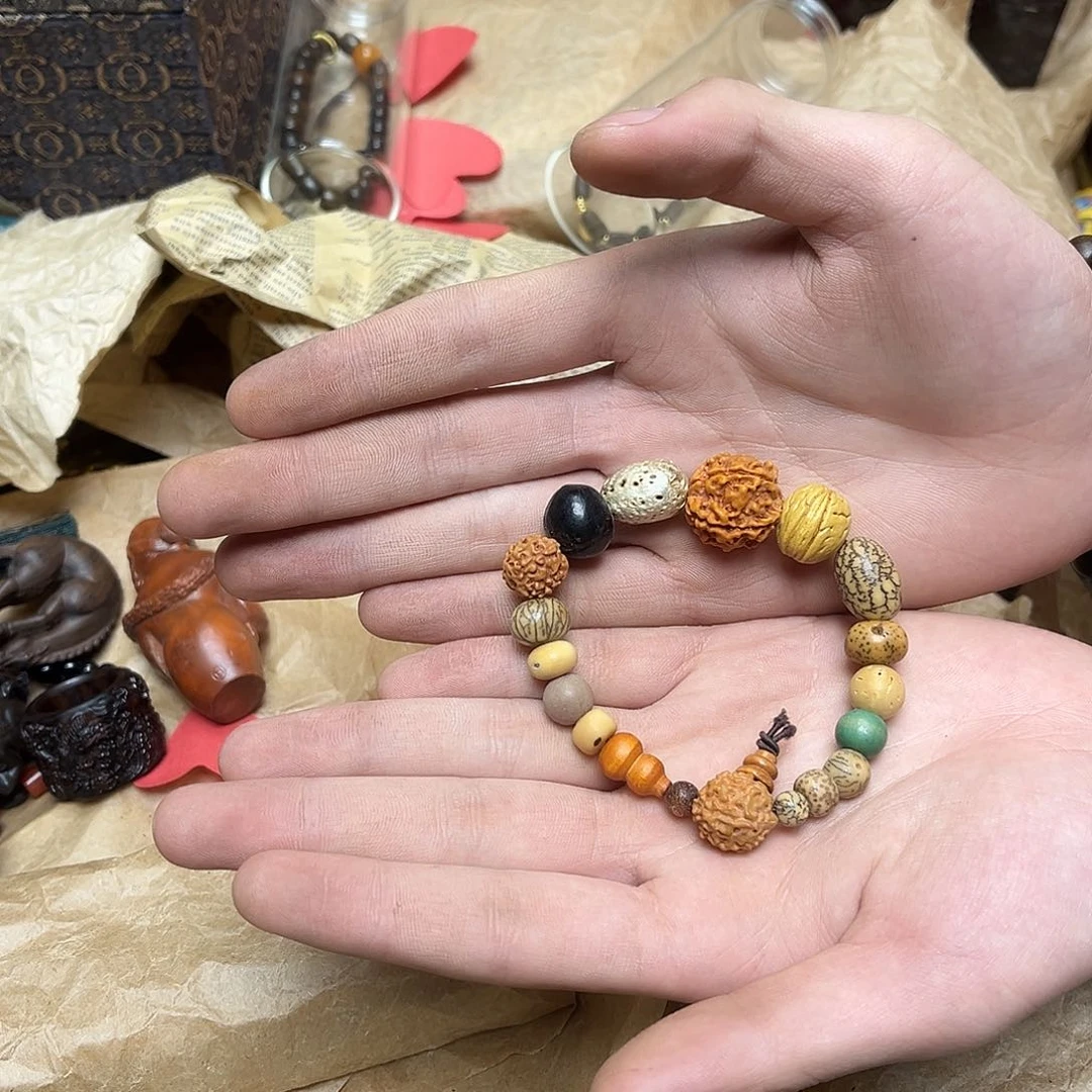 大叶紫檀（黑酸枝木类）