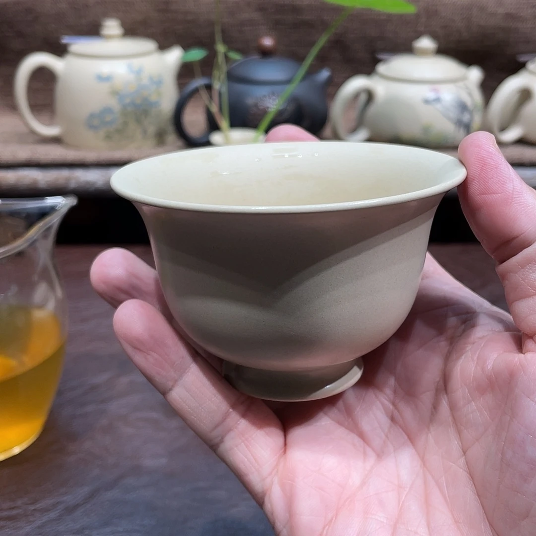 只***白泥塑补差价主人杯一个140毫升
