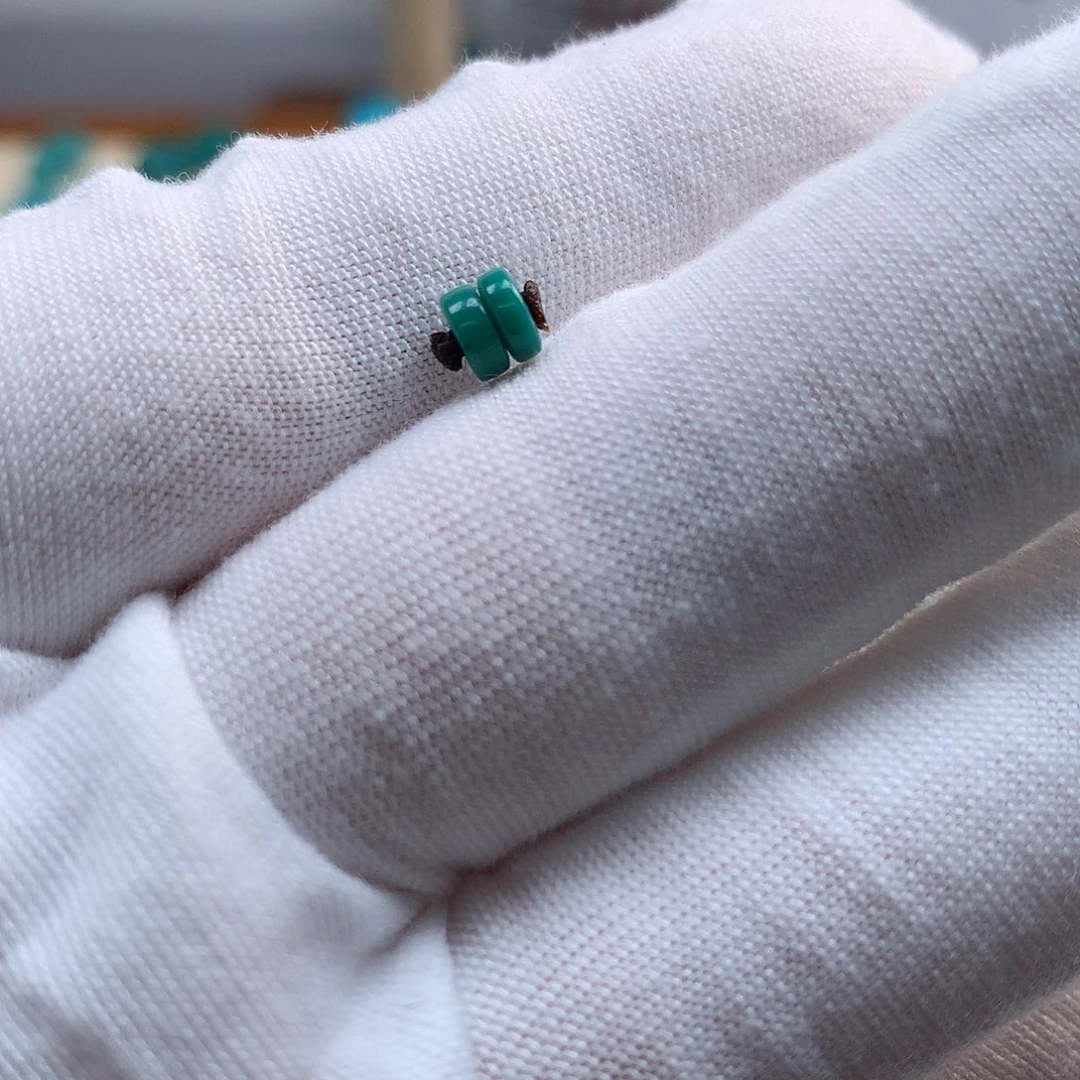 绿松石配饰未镶嵌