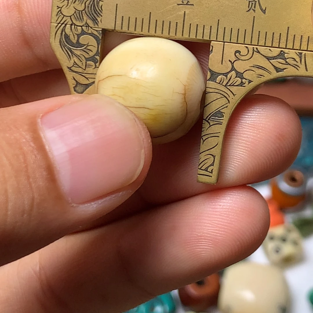 琉璃项圈藏传小元素