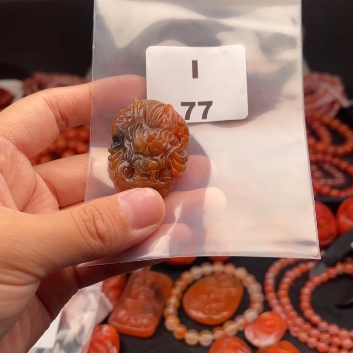 未镶嵌南红玛瑙多样性发货吊坠南红玛瑙