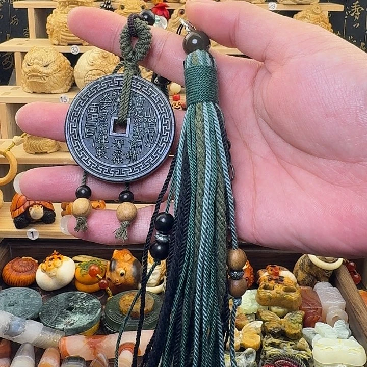 竹竹根雕山鬼车挂