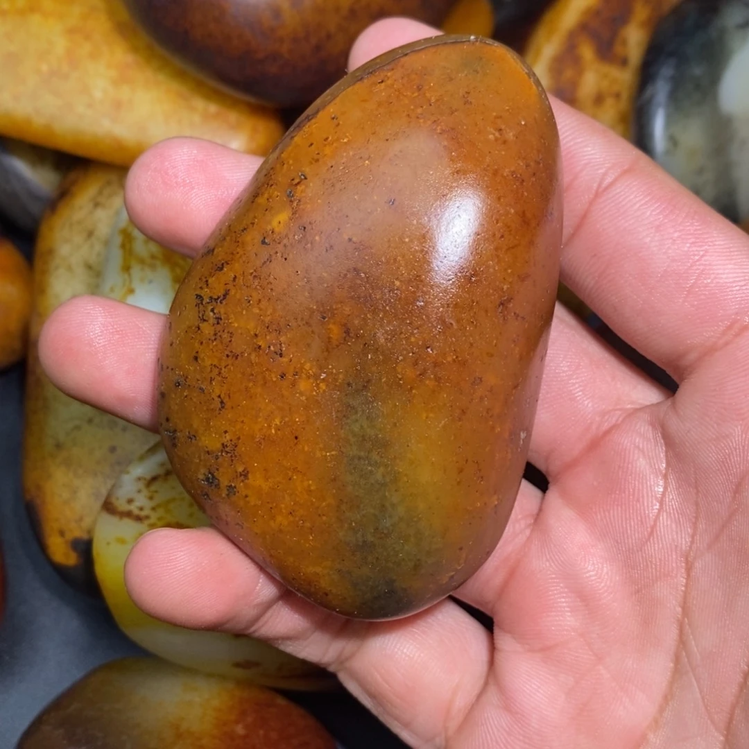 和田玉未镶嵌珠宝奇石