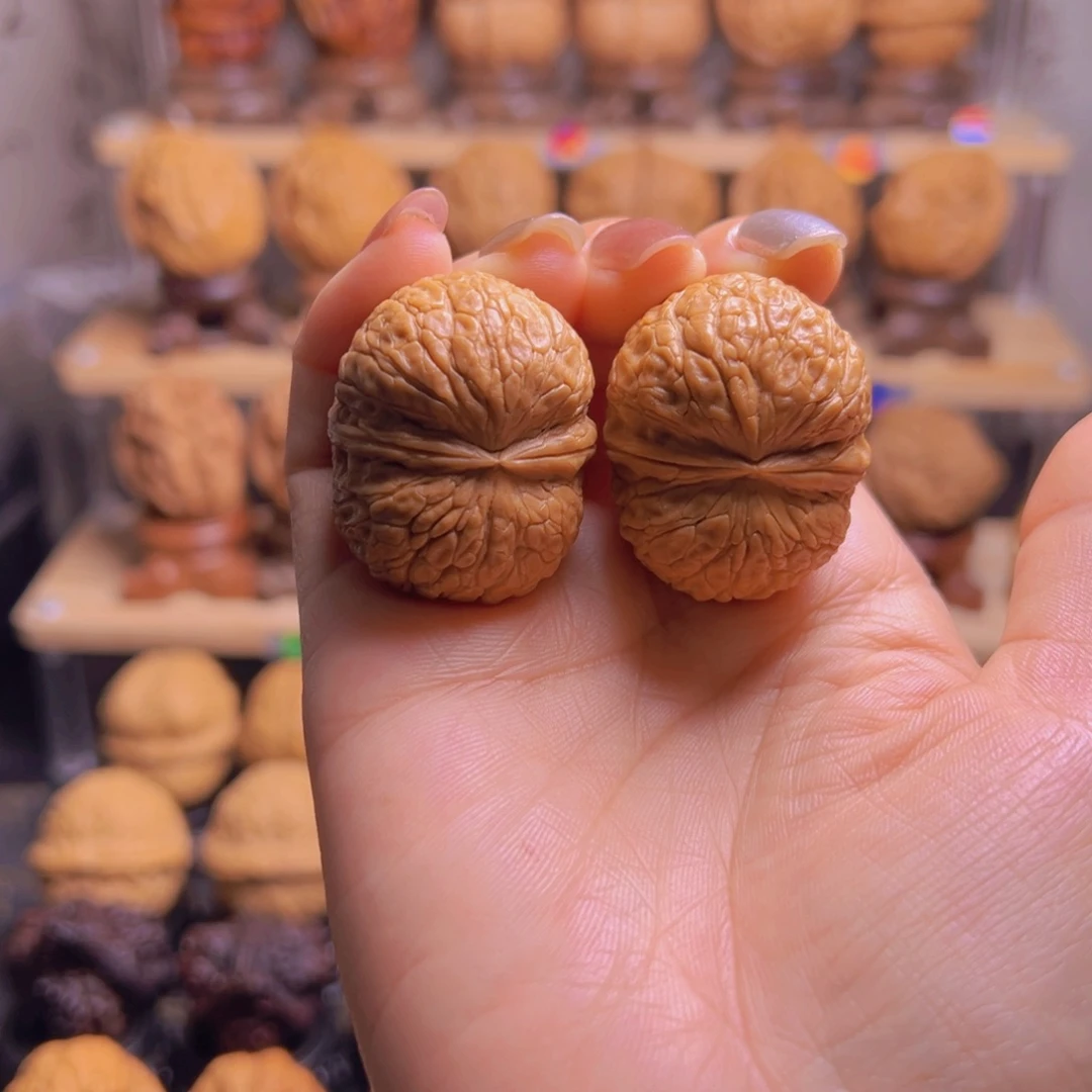 把件桃核红皮元宝H1、35……