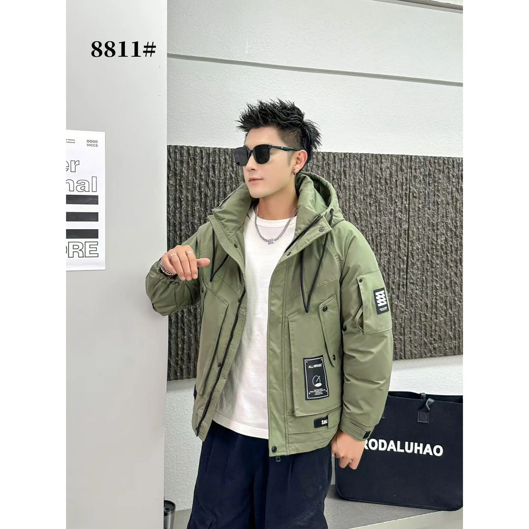 8811款3 冬季御寒保暖锁温男士百搭时尚休闲潮流断码修身棉外套