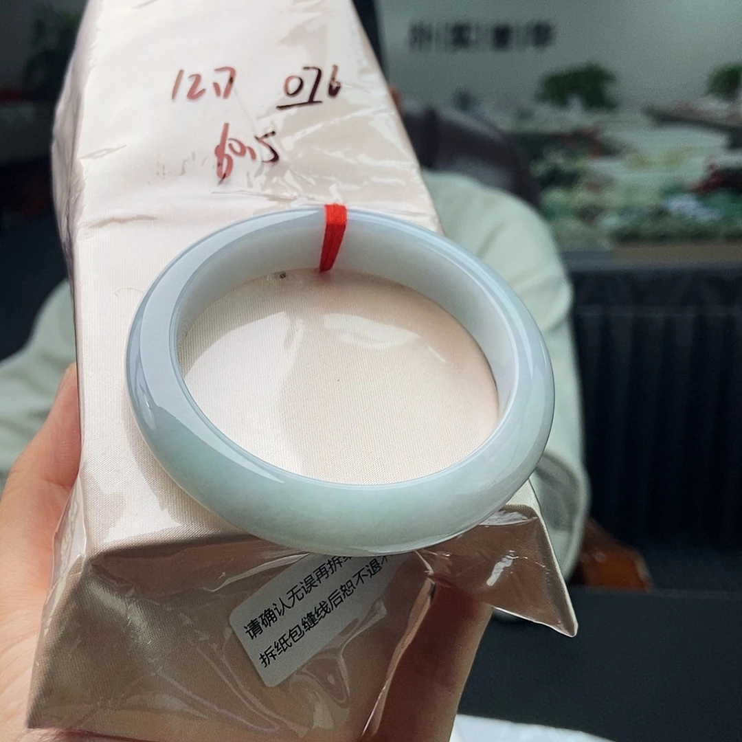 翡翠未镶嵌手镯拍一发一