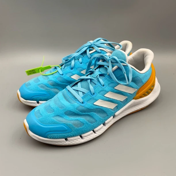 44码270二手正品 阿迪达斯Adidas 跑鞋 网面时尚轻便缓震潮鞋799
