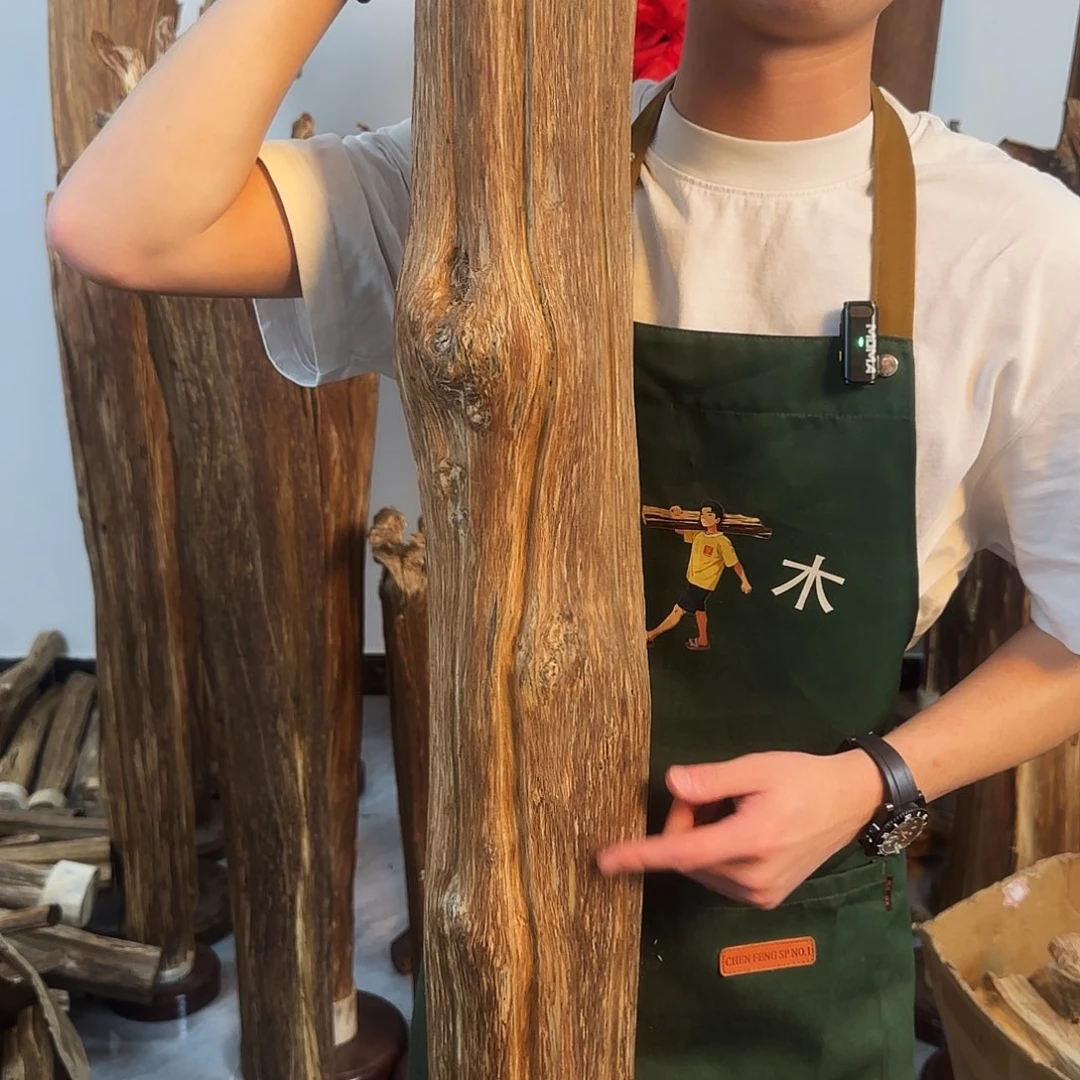 沉香摆件春***店天然沉香原木摆件➕底座