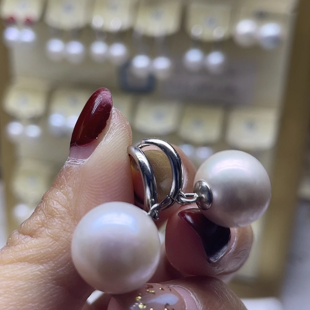 银S925镶嵌耳饰淡水珍珠