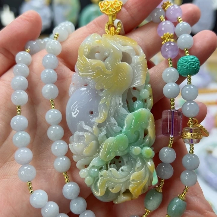 颈饰未镶嵌翡翠吊坠