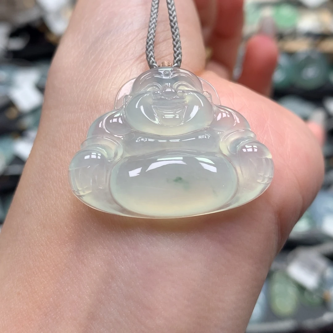 翡翠颈饰未镶嵌佛公