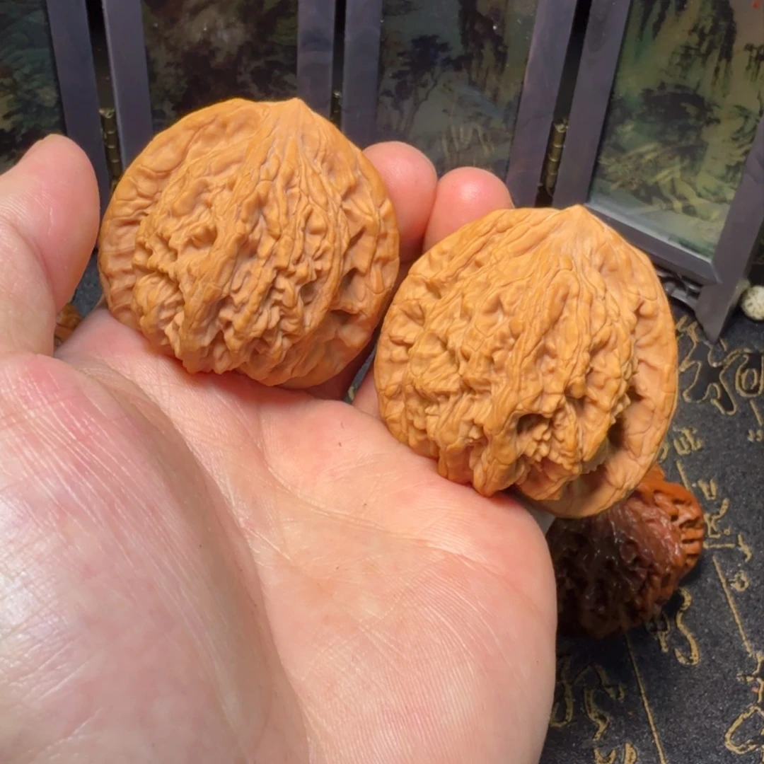 文玩核桃吊坠汉高虎45