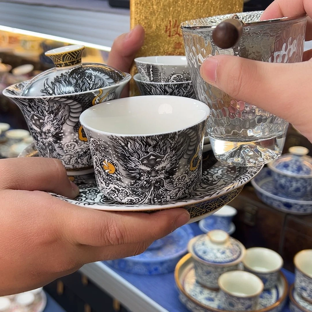 我们的目标是成为一个优秀的人