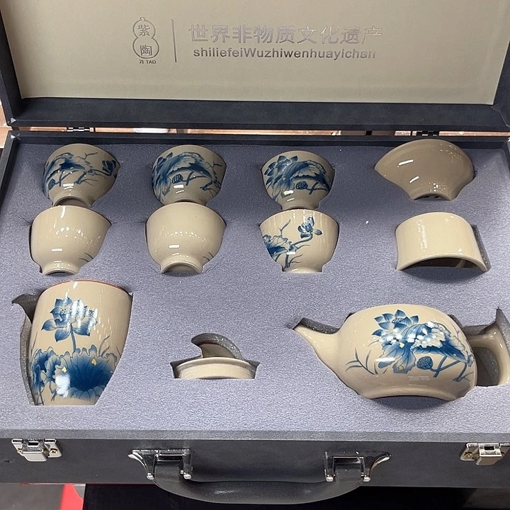 孤品茶具套装等。