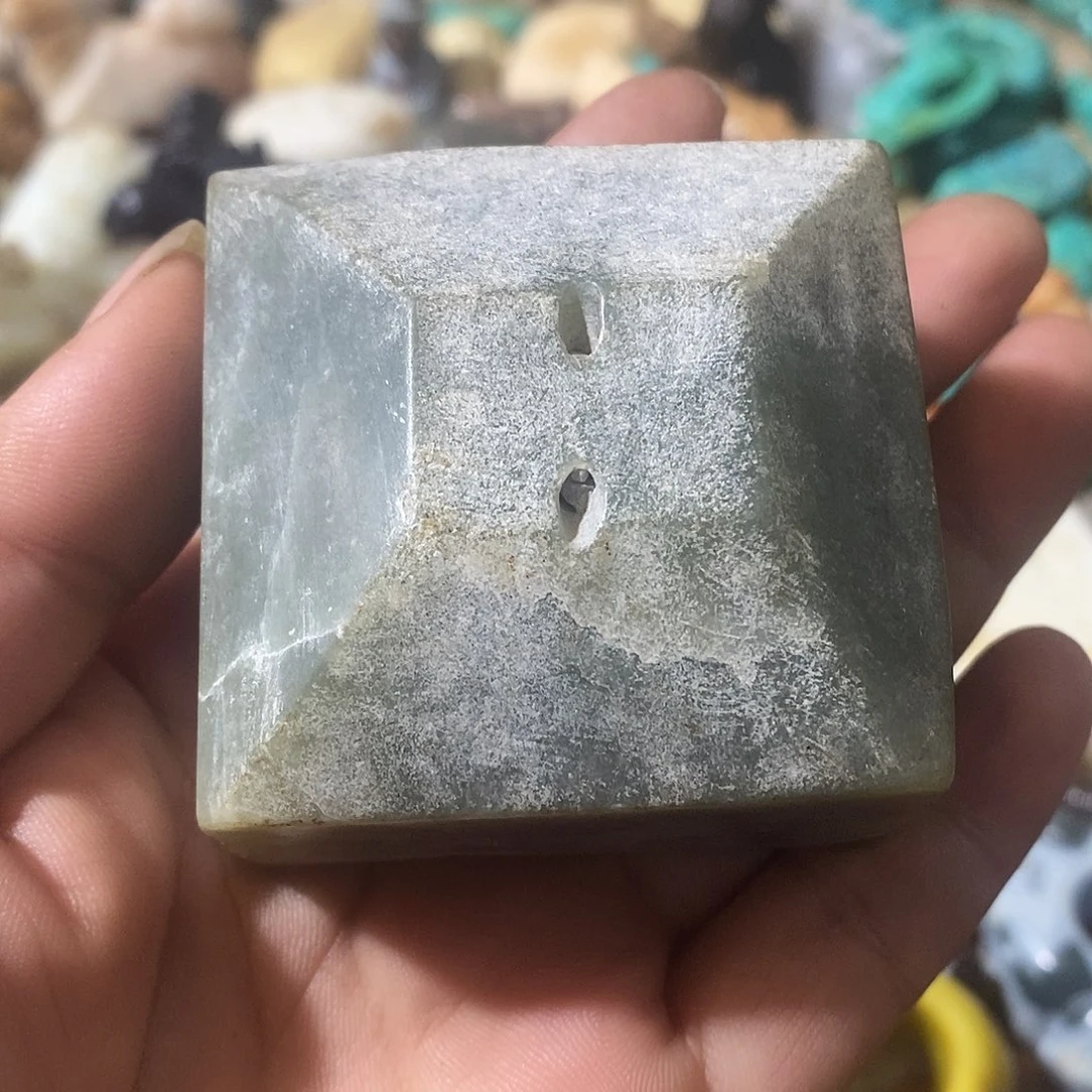 和田玉（糖玉）未镶嵌挂件