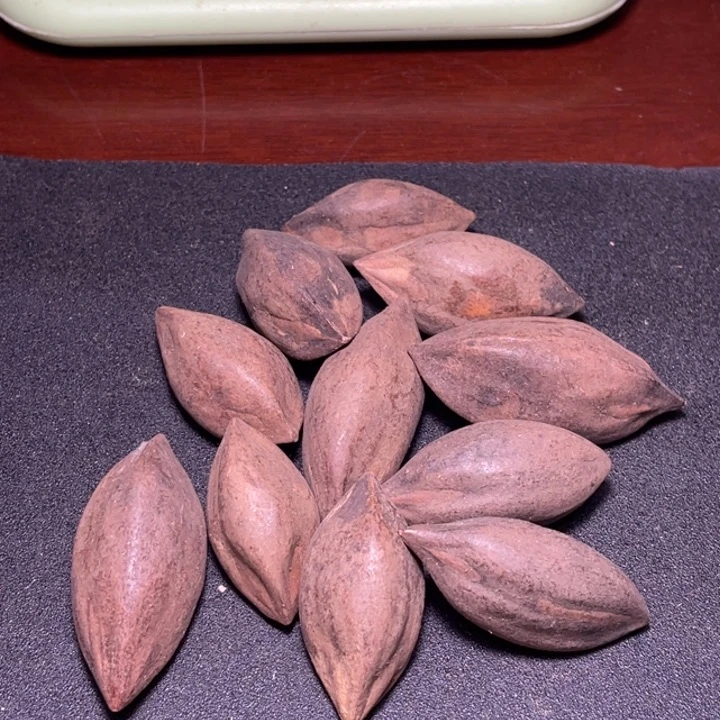 老***长吊坠橄榄核不退不换