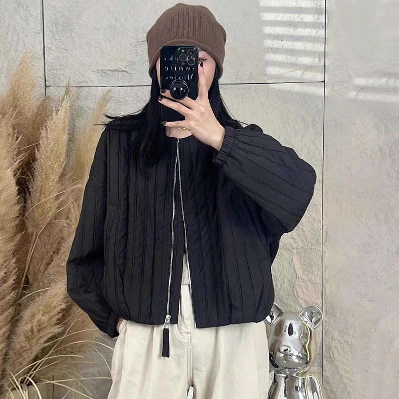 设计感小众简约褶皱圆领轻薄短款棉服外套女秋冬新款时尚保暖棉衣