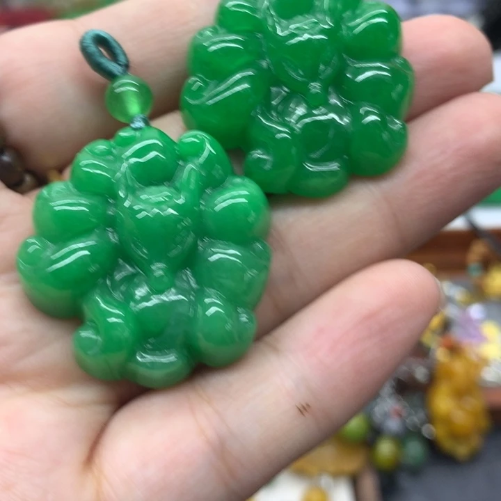 颈饰未镶嵌翡翠吊坠