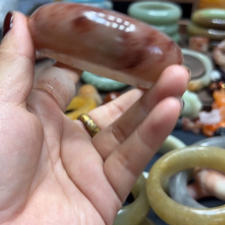 小***瑜石英岩玉合金颈饰